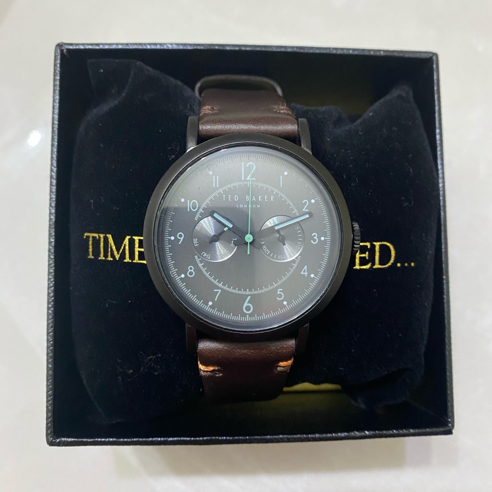 Ted Baker London Men's Brown Leather Strap Black Dial Watch